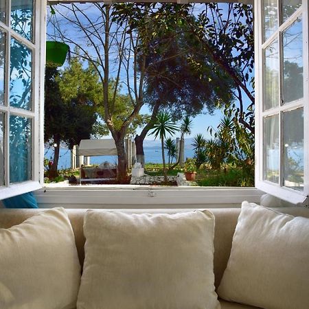 Villa Spiaggia Bianca Dafnila Exteriör bild